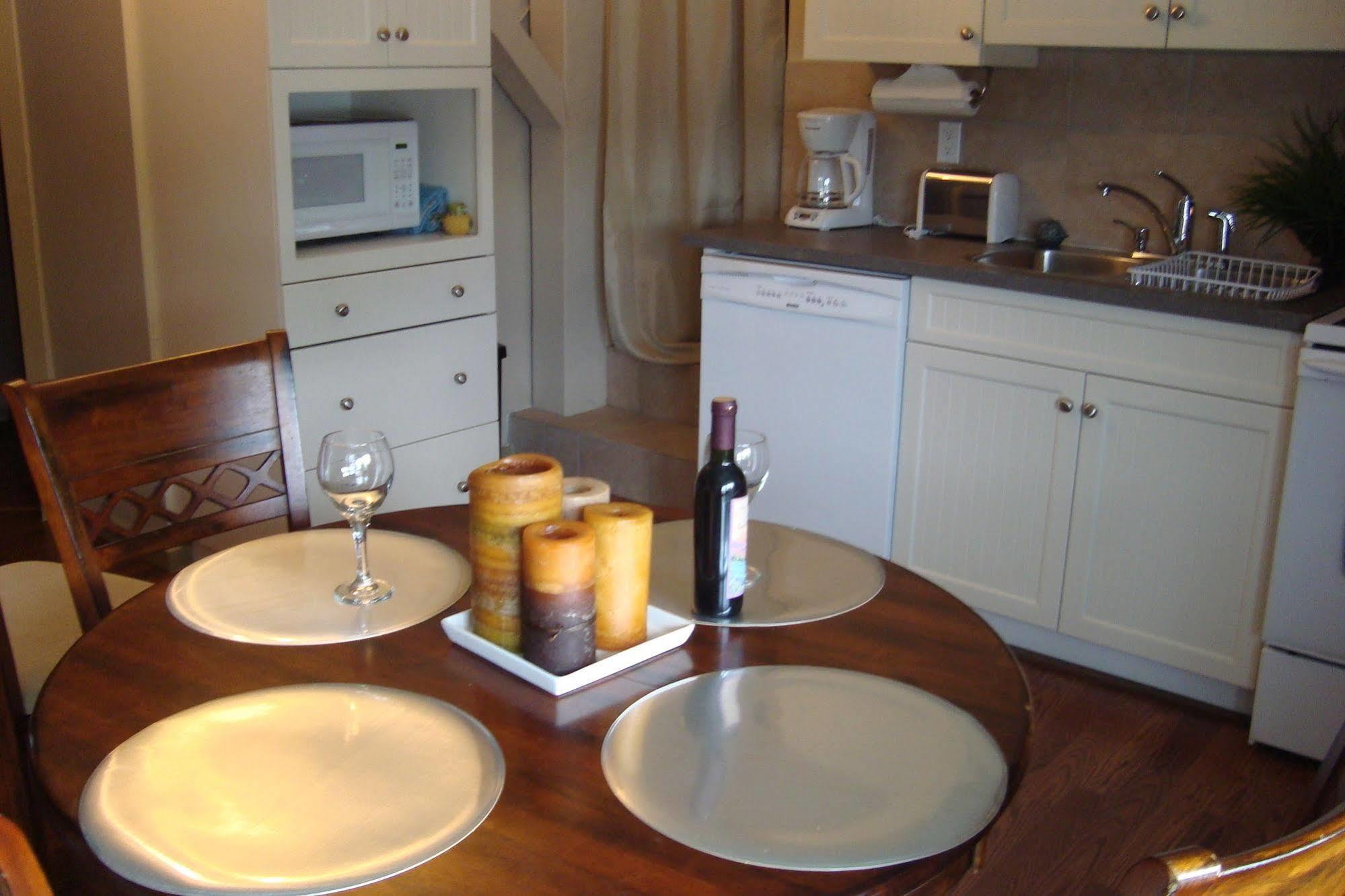 Ypc Fitness & Accomodations Invermere Buitenkant foto